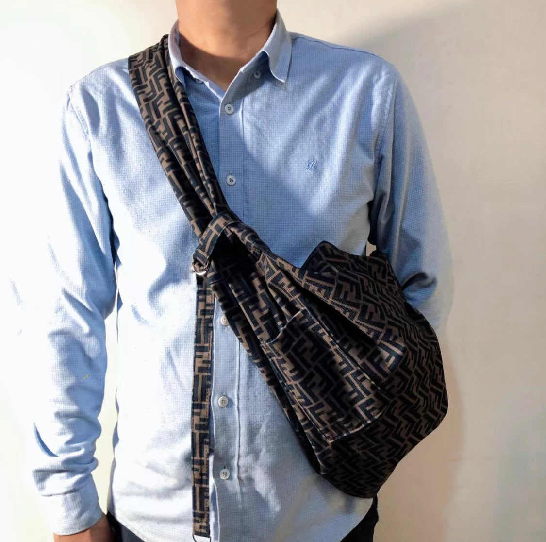 Furr-Tastic Sling Tote